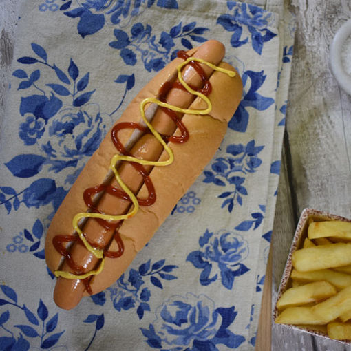 Picture of White 6.5 inch Hot Dog Roll - top sliced (56 x 48g)