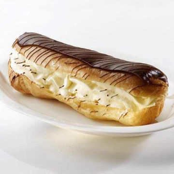 Picture of Wrights Dairy Cream Chocolate Eclairs 5.5" (16)
