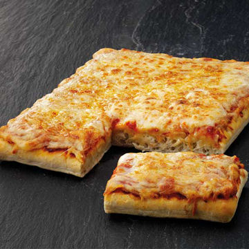 Picture of McCain 'Our Original Choice'  Cheese & Tomato Pizza (12x500g)