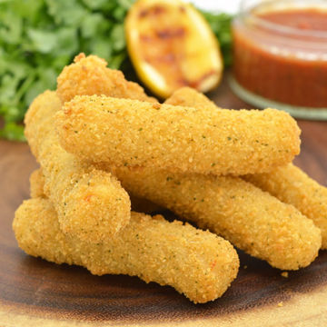 Picture of Golden Crumb Breaded Mozzarella Sticks (6x1kg)